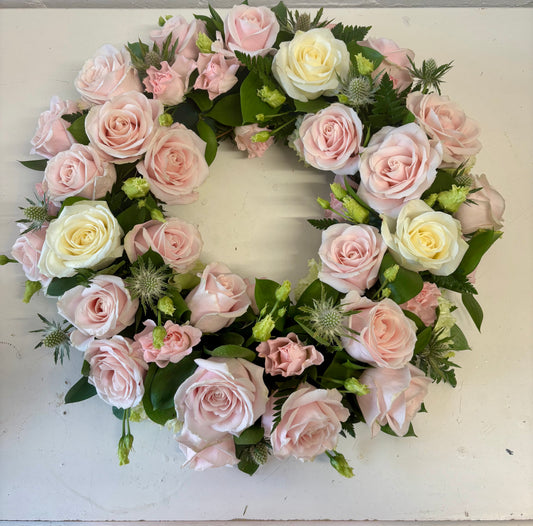 Wreath Green base with pink rose